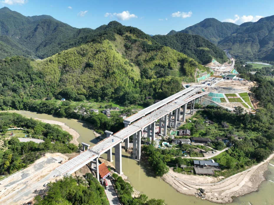 再传捷报！最后一座隧道预计9月贯通→