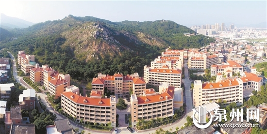 泉州江南老年颐乐园投用 全省规模最大设施最齐全