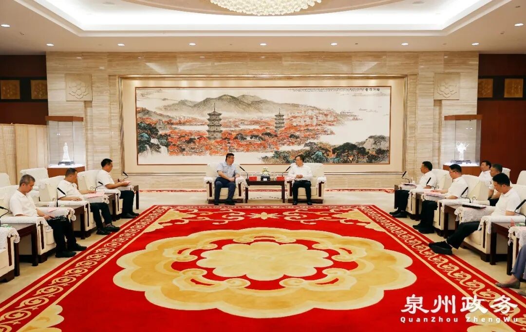 市领导与中石油福建销售公司总经理武艺一行座谈交流
