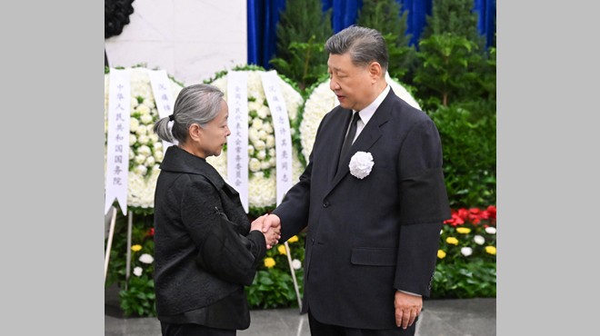 许其亮同志遗体在京火化 习近平等到八宝山革命公墓送别
