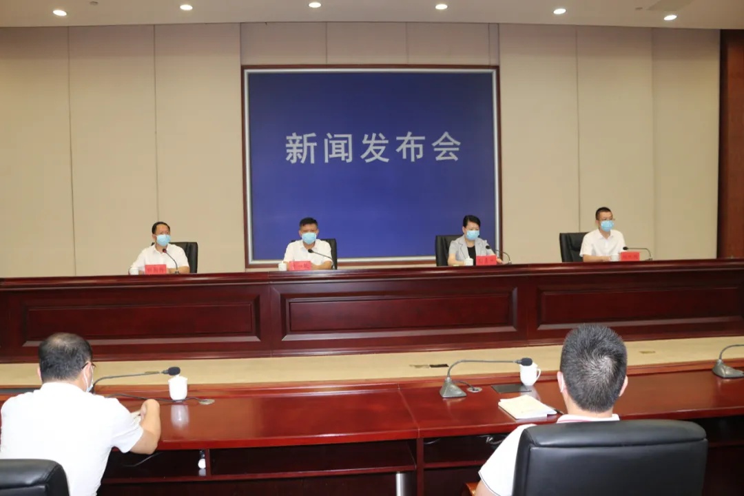 刚刚!福建省泉州市召开疫情防控新闻发布会